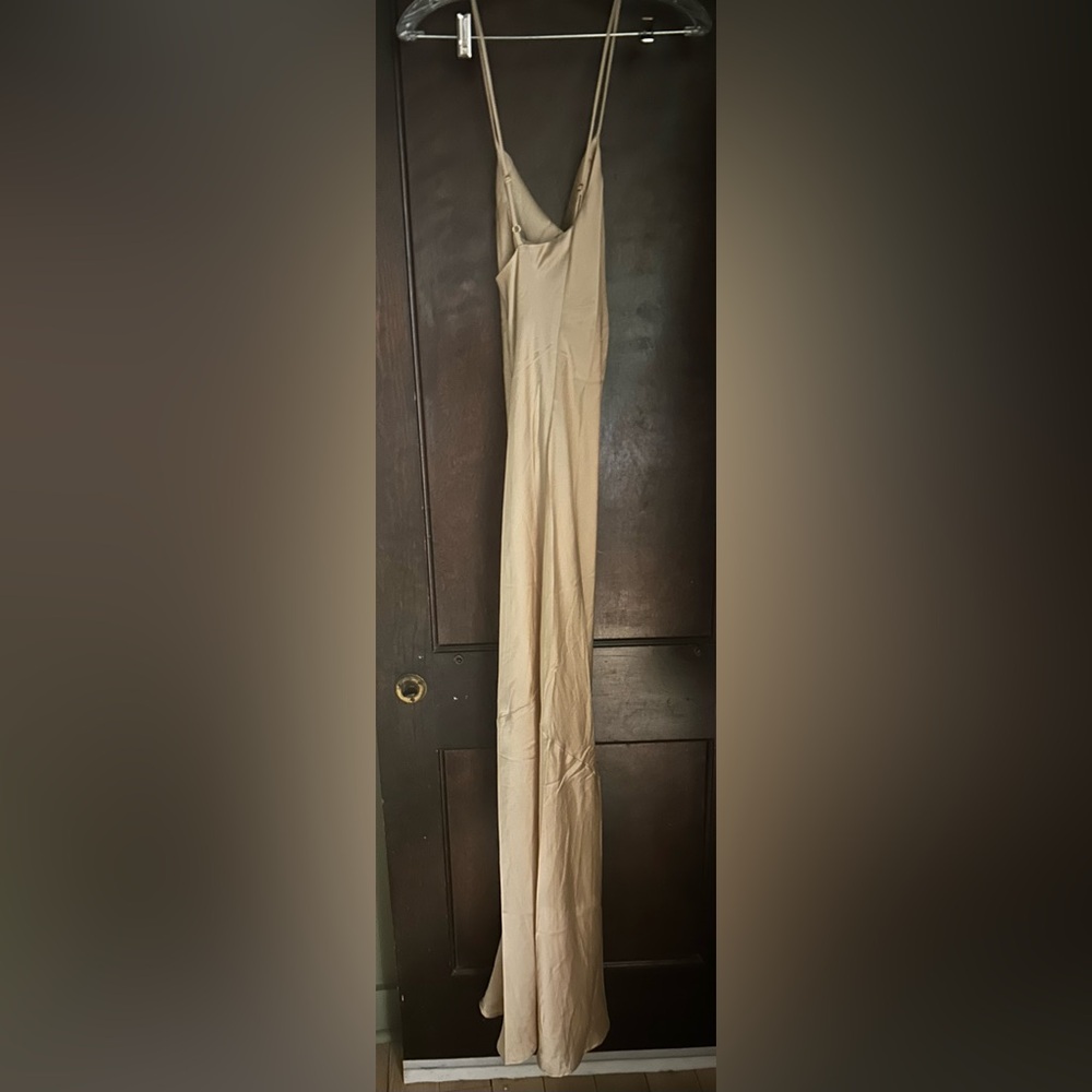 Show me your mumu Tuscany Maxi‎ Slip Dress in champagne size small - Picture 4 of 5